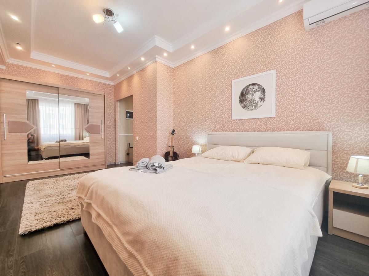 Testemiteanu Apartment, Free Wifi Available Chisinau Luaran gambar